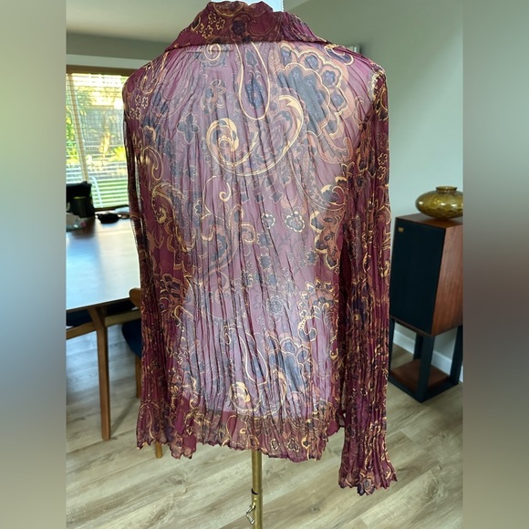 Sheer paisley bell sleeve collared pullover top in a burgundy wine shade - Picture 3 of 7